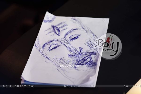 Sketch by Salman Khan at Promotions of Bajrangi Bhaijaan on Indian Idol Junior