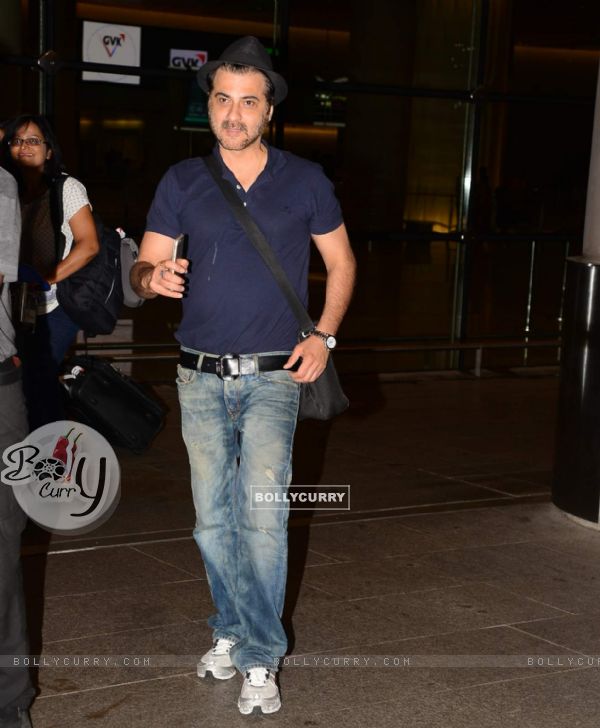 Sanjay Kapoor Snapped at Airport