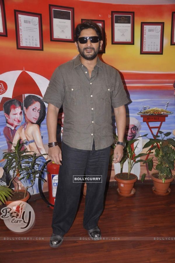 Arshad Warsi for Promotions of Guddu Rangeela at Red FM (369547)