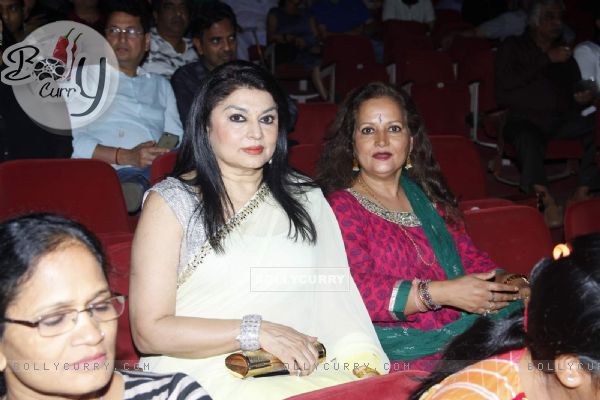 Kiran Juneja at Premiere of Play 'Sab Golmaal Hai'