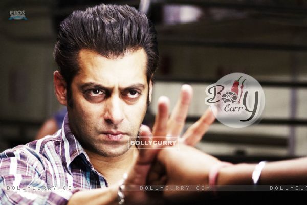 Salman Khan looking angry (36975)