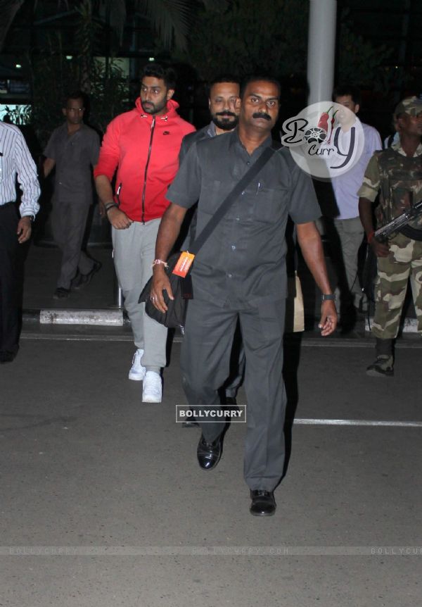 Junior Bachchan Snapped at Airport