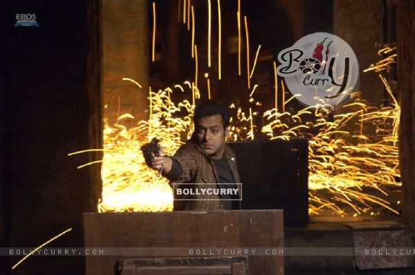 Salman Khan doing firing
