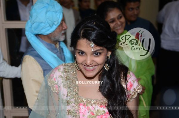 Shahid Kapoor's sister looks excited at Shahid's wedding
