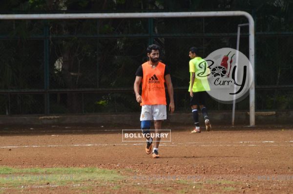 Armaan Jain Snapped Practicing Soccer!