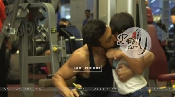 Ashish Chowdhry With His Son