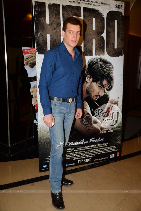 Aditya Pancholi poses for the media at the Trailer Launch of Hero (371247)