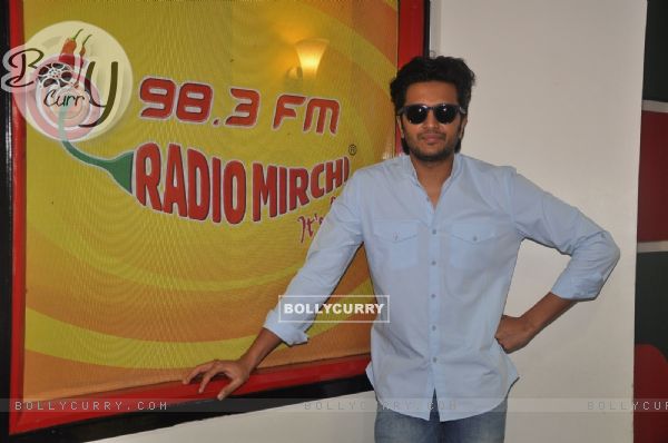 Riteish Deshmukh poses for the media at the Promotions of Bangistan on Radio Mirchi (371323)