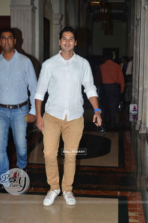 Dino Morea Attends Press Conference of Jaipur Pink Panthers