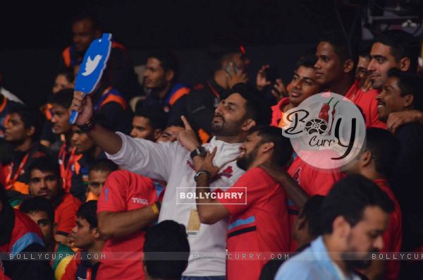Abhishek Captures Selfie With Audience at Pro Kabaddi's First Match