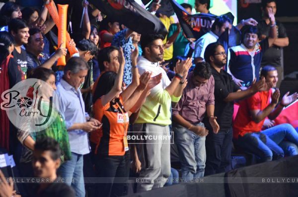 Abhishek Bachchan was snapped cheering for his team during the Pro Kabaddi Match