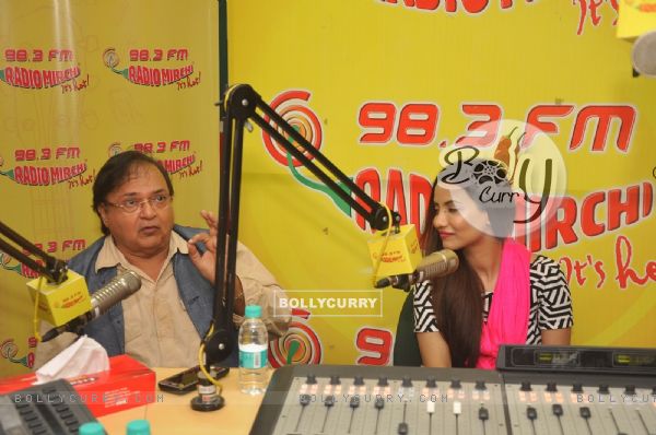 Rakesh Bedi and Tia Bajpai Promotes Baankey Ki Crazy Baraat at Radio Mirchi
