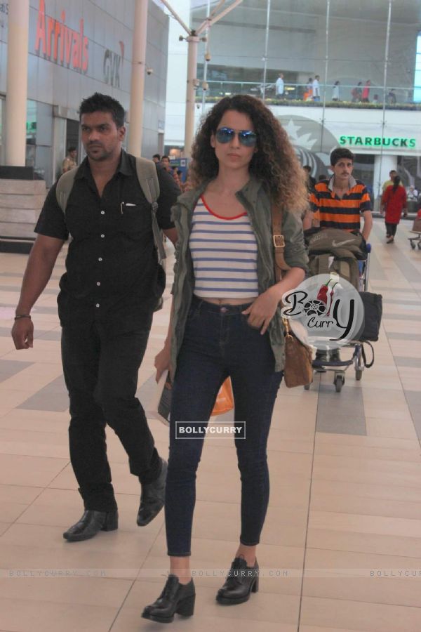 Kangana Ranaut Snapped at Airport