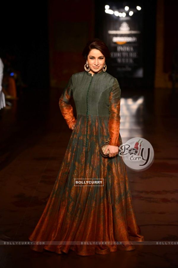 Tisca Chopra Walks at India Couture Week - Day 3 & 4