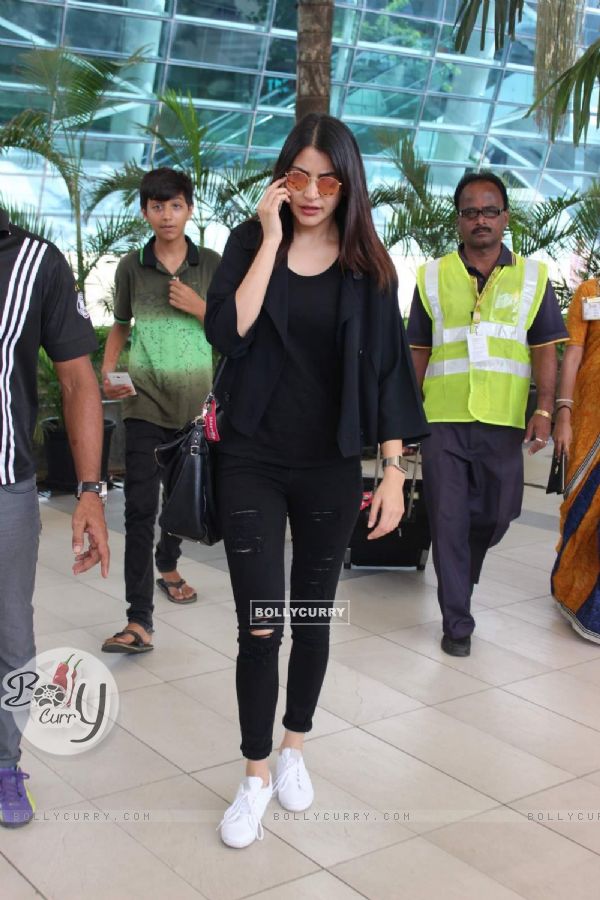 Anushka Sharma snapped at Airport