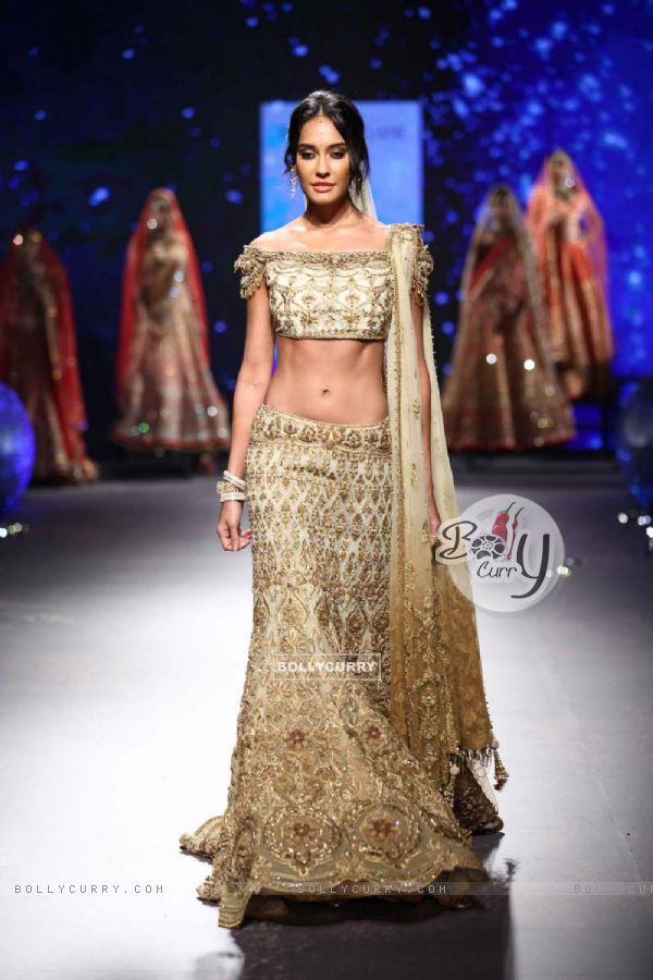 Lisa Haydon at BMW India Bridal Fashion Week