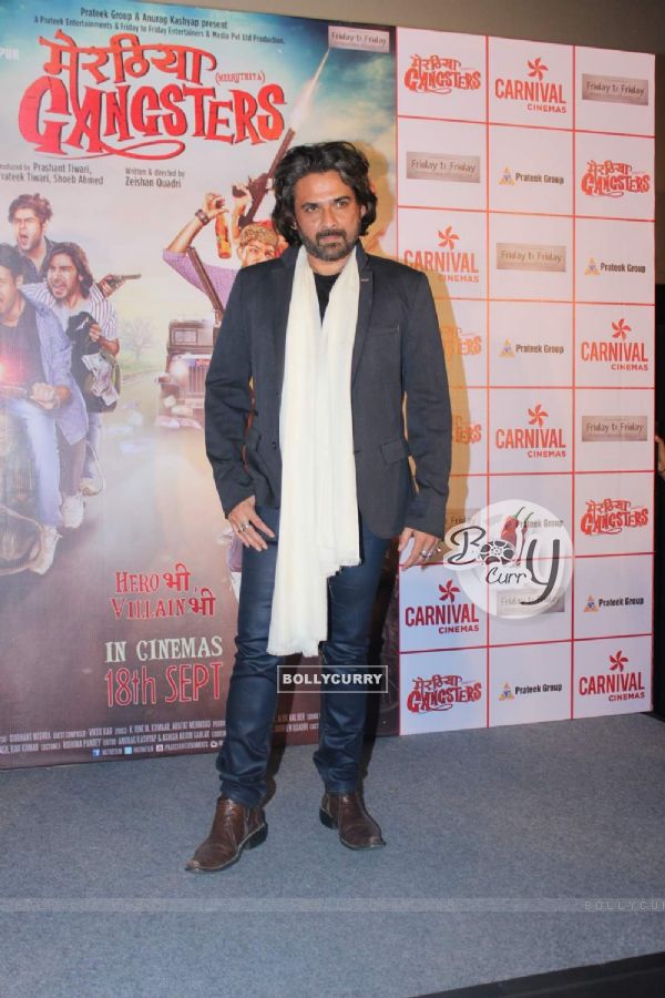 Mukul Dev poses for the media at the Trailer Launch of Meeruthiya Gangsters (374364)