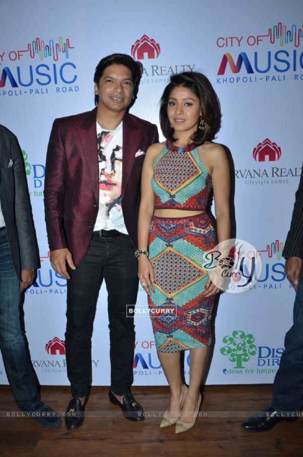 Sunidhi Chauhan and Shaan at City of Music Event