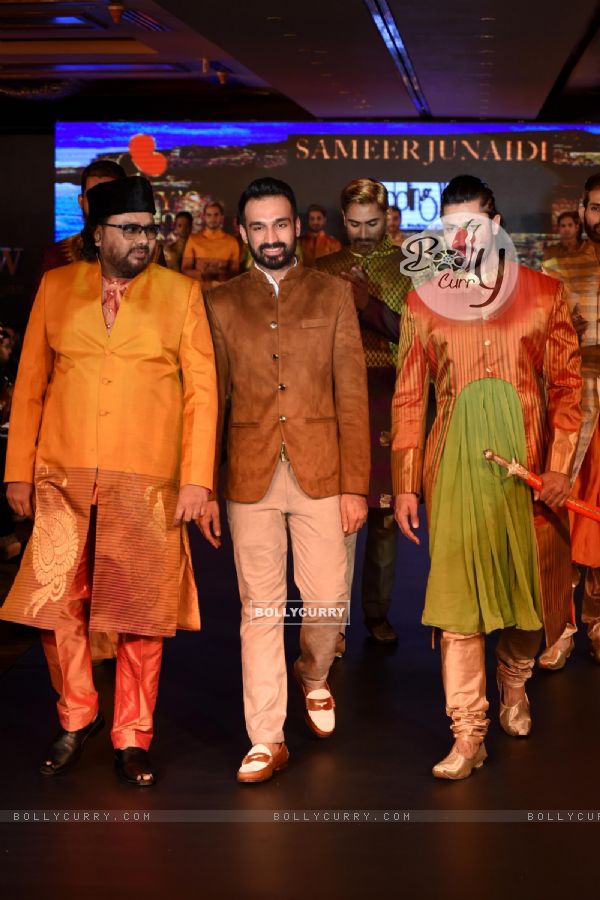 Ismail Darbar and Vidyut Jamwal at India Luxury Style Week 2015