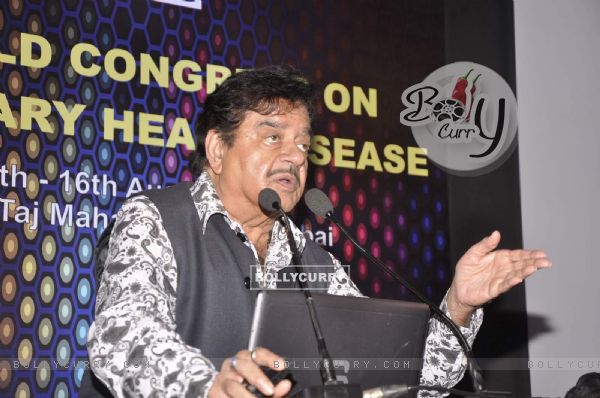Shatrughan Sinha addresses the Heart Doctors Meet