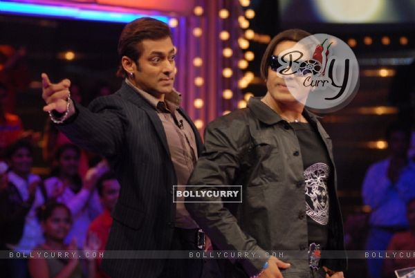 Salman Khan with his duplicate