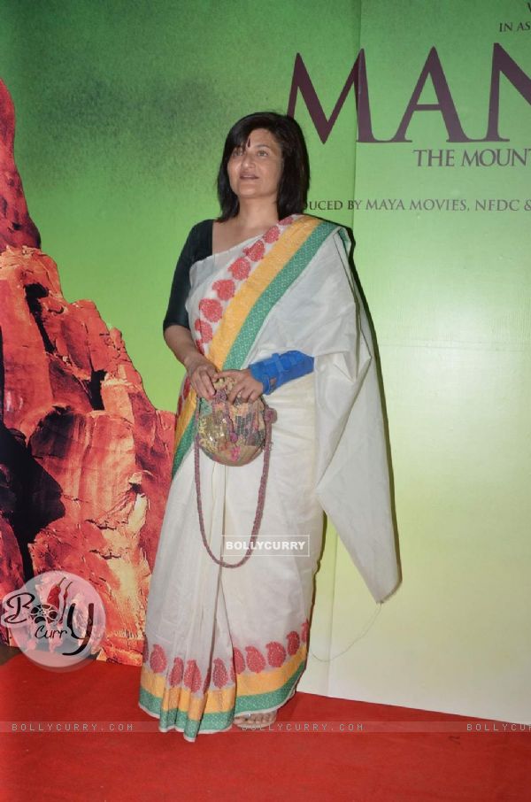 Sarika at Screening of Manjhi - The Mountain Man (375100)