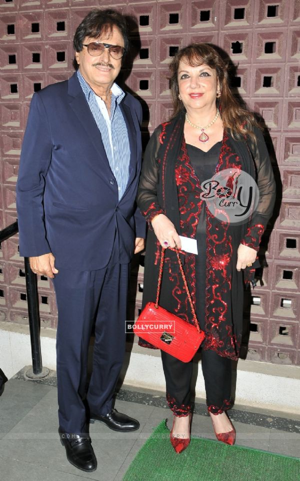 Sanjay Khan and Zarine Khan at 'Yeh Sham Mastaani' Evening