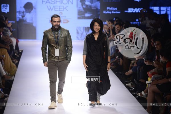 Mayank Anand and Shraddha Nigam at Lakme Fashion Week Day 5