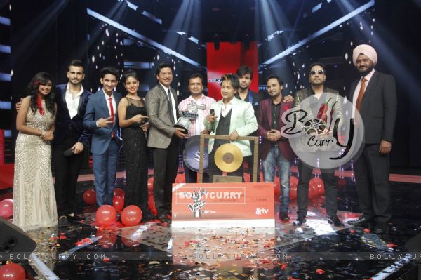 Winner of The Voice : India 'Paqwandeep Rajan' with Judges and Host