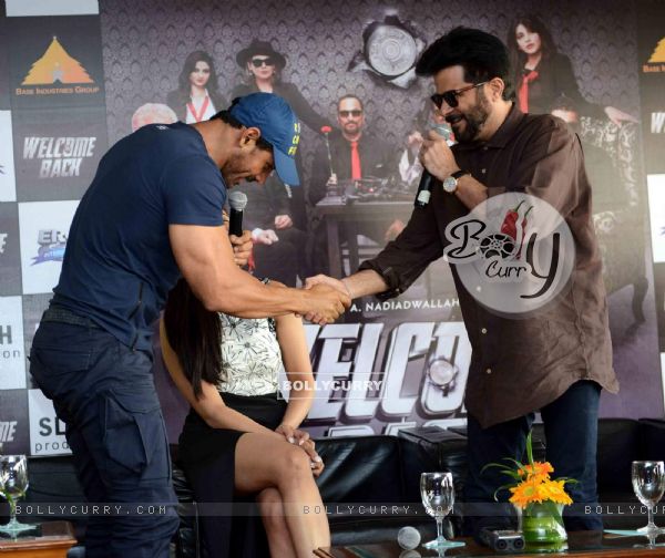 Anil Kapoor, John Abraham and Shruti Haasan for Promotions of Welcome Back at Delhi (376683)