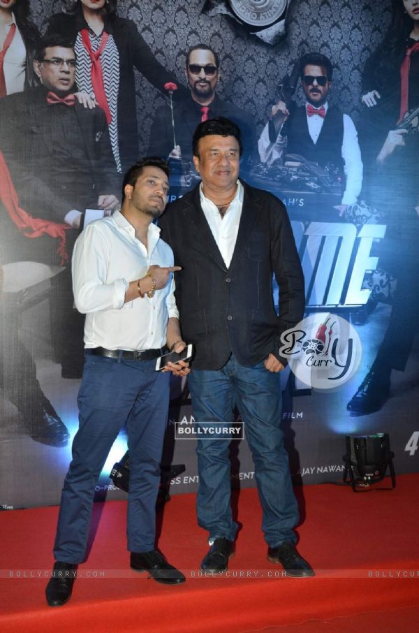 Mika Singh and Anu Malik at Premiere of Welcome Back (376957)