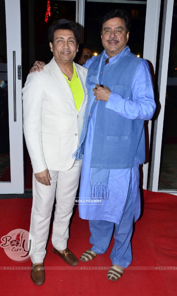 Shekhar Suman and Shatrughan Sinha at Finale of 24th Miss India Worldwide 2015
