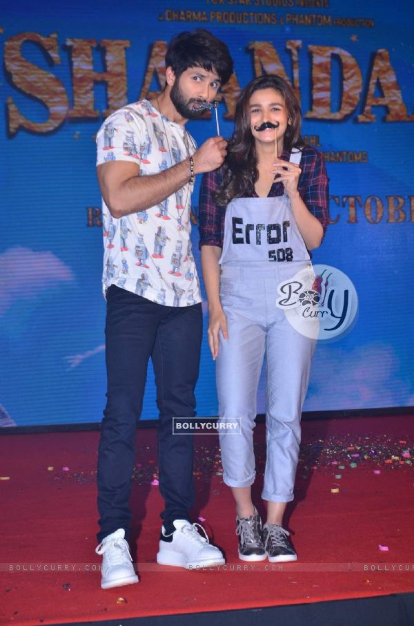 Alia Bhat and Shahid Kapoor With Mustaches at Song Launch of Shaandaar (377767)