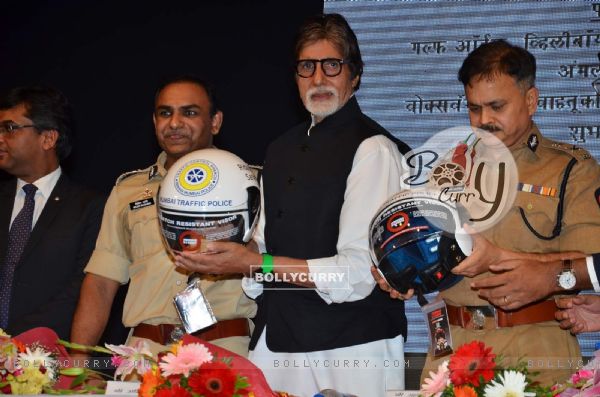 Amitabh Bachchan Spread Road Traffic Awareness at an Event