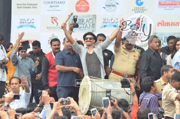 Full with Energy Ranveer Singh at 'Gajanana' Song Launch of Bajirao Mastani