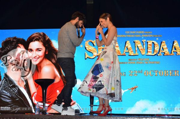 Shahid Kapoor and Alia Bhatt at Song Launch of Shaandaar (378235)