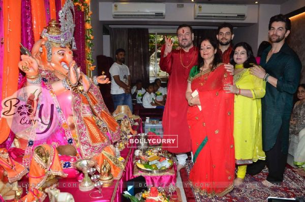 Neil Nitin Mukesh abd Family Celebrates Ganesh Chaturthi