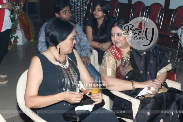 Sushmita Mukherjee and Shama Deshpande at Siddharth Kumar Tewary's Birthday Bash