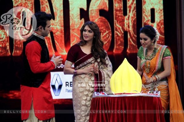 Isha Koppikar, Asha Negi and Rithvik Dhanjani at Sony TV's Deva Shree Ganesha