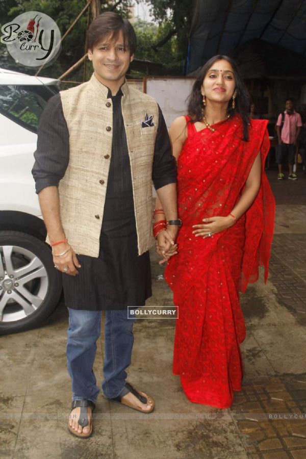 Vivek Oberoi visit Siddhivinayak Temple