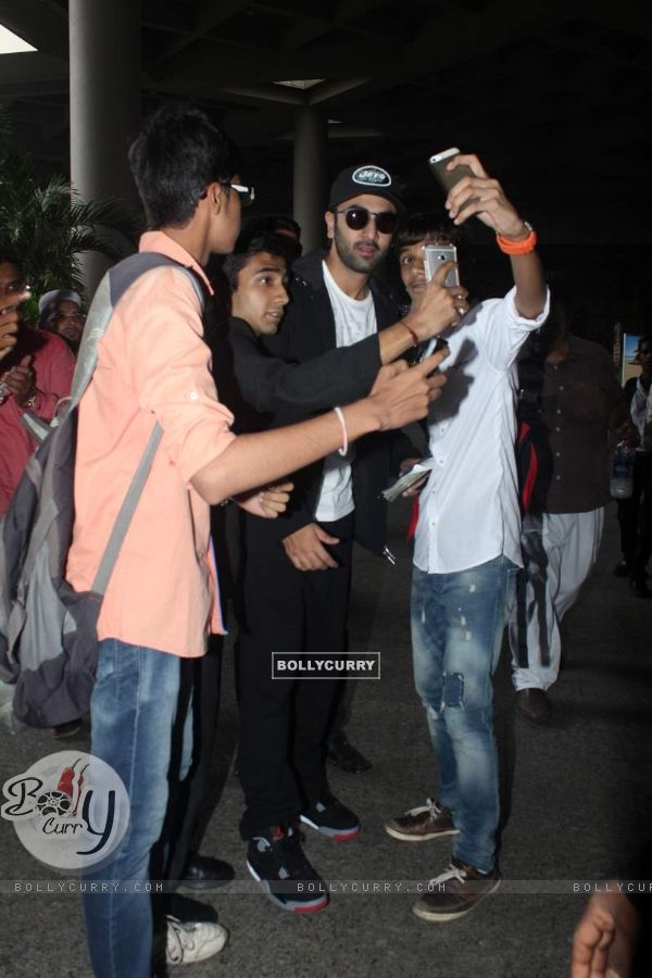 Ranbir Kapoor Snapped at Airport