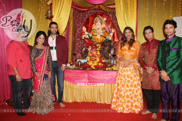 Anushka Ranjan, Karan V Grover and Diganth Promotes Wedding Pullav on Yeh Rishta Kya Kehlata Hai