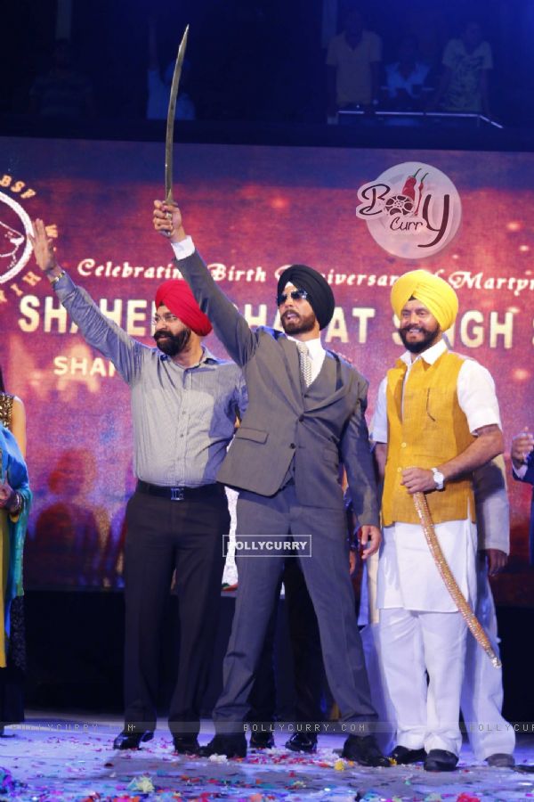 Singh is Bliing celebrates Bhagat Singh's birth anniversary