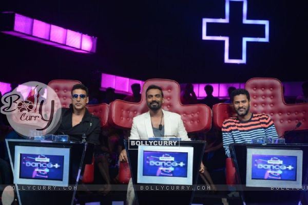Akshay Kumar and Prabhu Deva for Promotions of Singh is Bling on Dance Plus with Judge Remo Dsouza (380056)