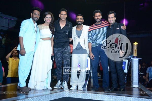 Akshay Kumar and Prabhu Deva for Promotions of Singh is Bling on Dance Plus