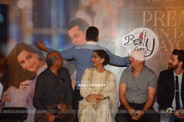 Salman Khan does the signature pose at the Trailer Launch of Prem Ratan Dhan Payo
