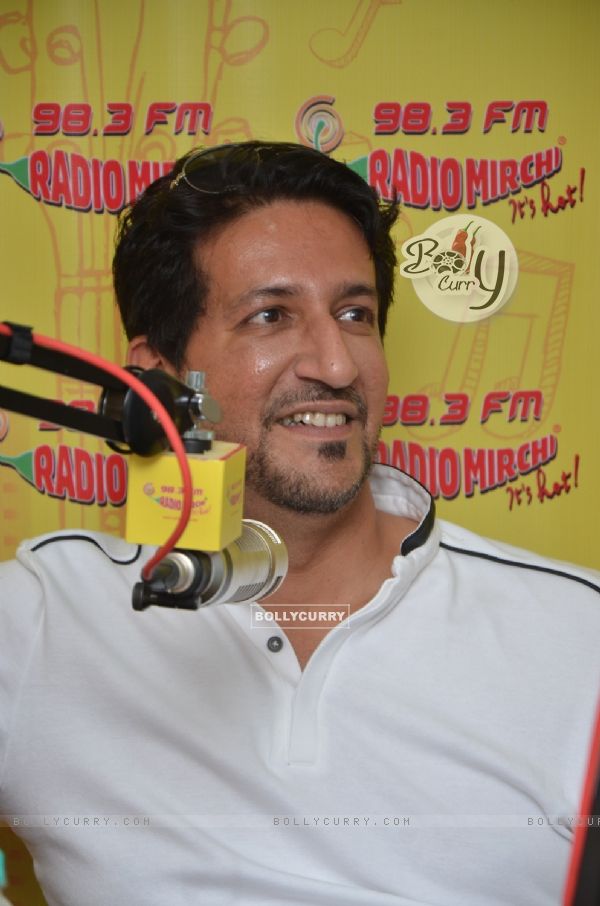 Sulaiman Merchant at Radio Mirchi (380711)