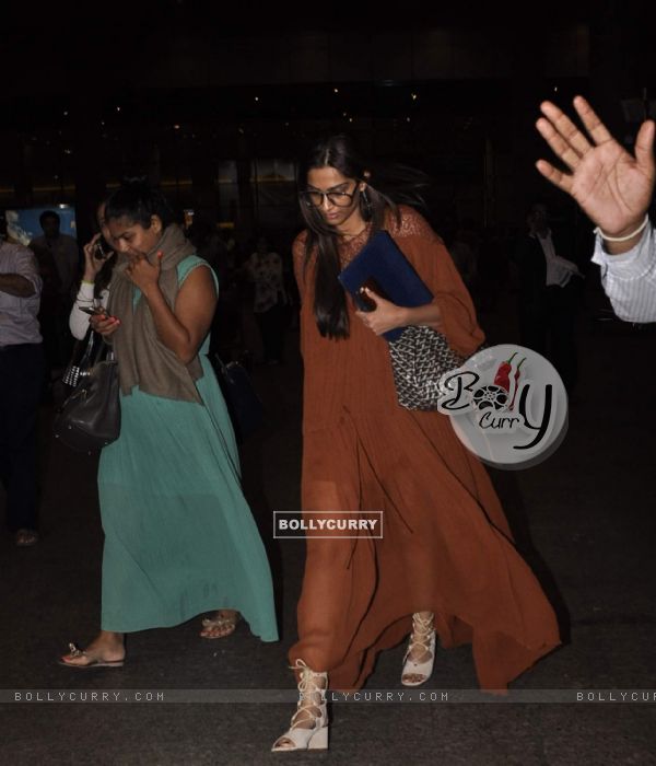 Sonam Kapoor Snapped at Airport - Without Make Up