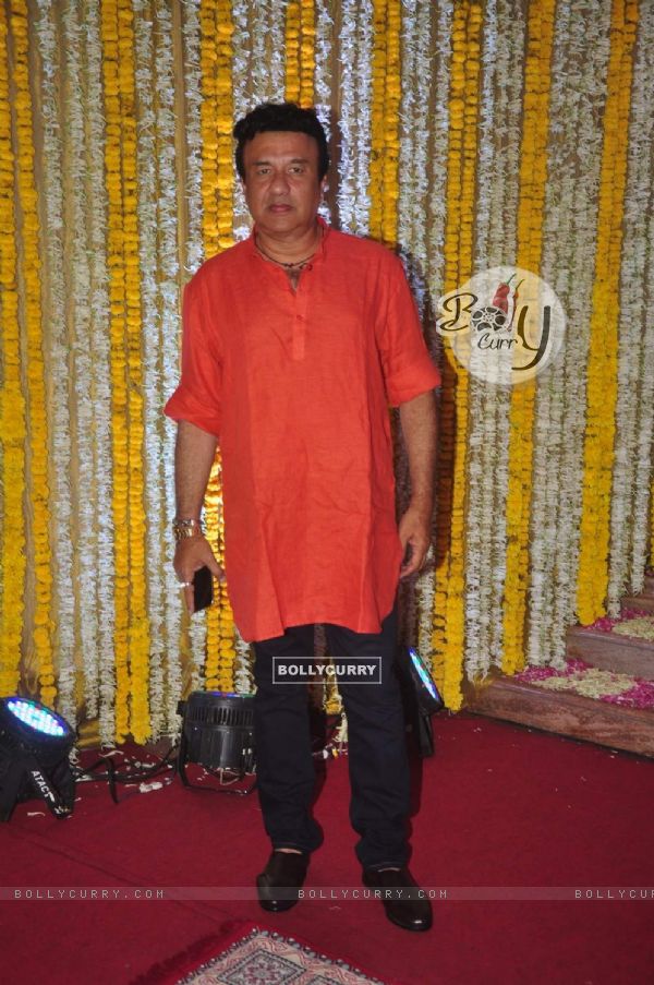 Anu Malik at 'Mata Ki Chowki' Hosted By Ronit Roy on His Birthday
