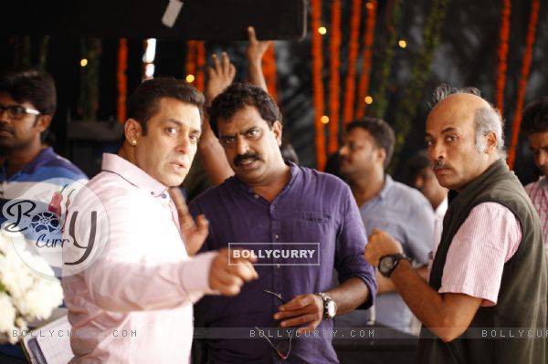 Salman Khan and Sooraj Barjatya on Sets of Prem Ratan Dhan Payo